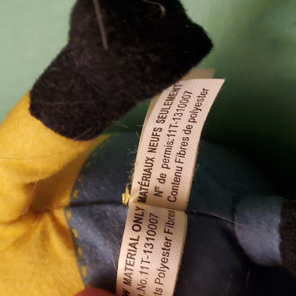 6in plush minion - Picture 8 of 11